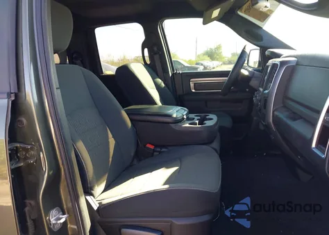 2021 Ram 1500 Classic Warlock 4X2 6'4 Box из США, поврежденный, VIN 1C6RR6GG5MS521221